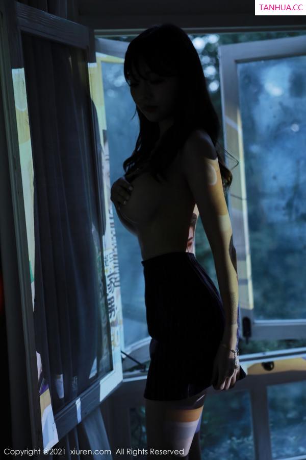 佘贝拉  [XiuRen]高清写真图 2021.11.11 No.4202 佘贝拉bella第40张图片